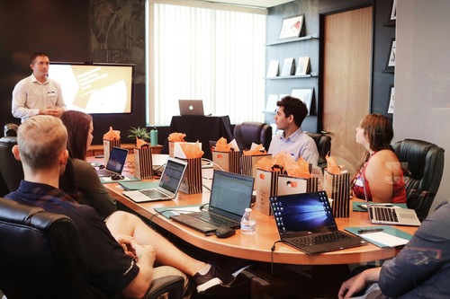 Five Reasons to Conduct Employee Engagement Surveys