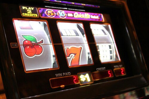 Is There a Right Time to Play Slots? Maximizing Your Winning Sessions